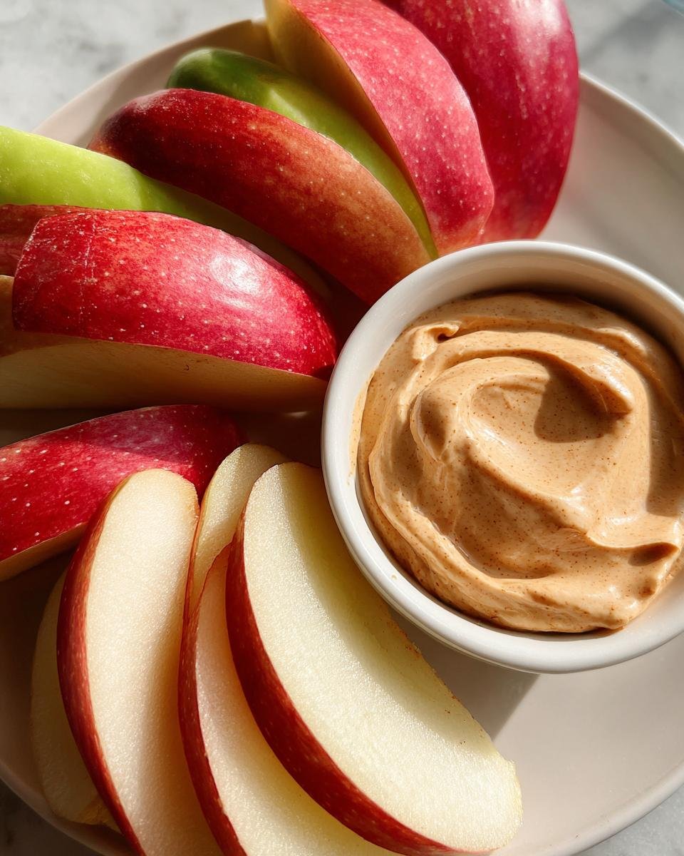 Apple Slices with Cinnamon Yogurt Dip - detail 2