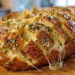 Cheesy Pull-Apart Garlic Bread
