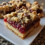 Chocolate Raspberry Crumb Bars
