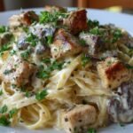 Heavenly Chicken and Mushroom Pasta with a Silky Cream Sauce