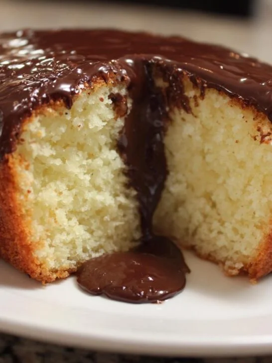 Moist Vanilla Cake with Chocolate Ganache