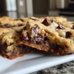 Gooey Chocolate Chip Cookie Bars