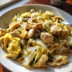 Stir-fried Chicken with Eggs and Cabbage